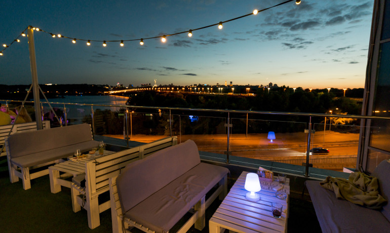 Rooftop Clubhouse