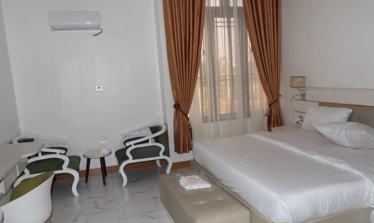 Royal Suite